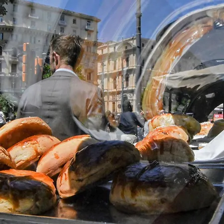 Penzion Incoming Roof Bovio Neapol