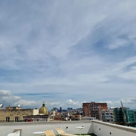 Incoming Roof Bovio 那不勒斯