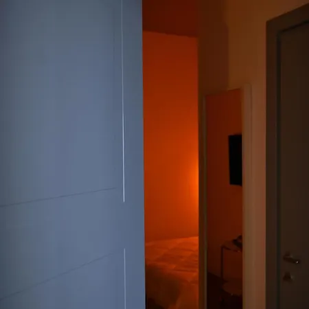 Incoming Roof Bovio 招待所 3*