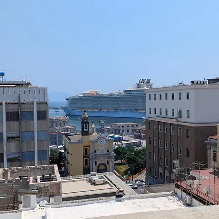 Incoming Roof Bovio 招待所 那不勒斯