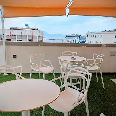 Incoming Roof Bovio 招待所 那不勒斯