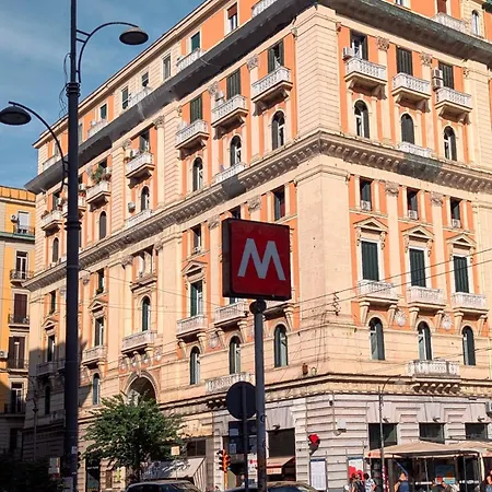 Incoming Roof Bovio 招待所 3*