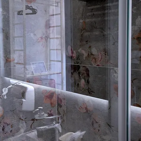 招待所 Incoming Roof Bovio 3*